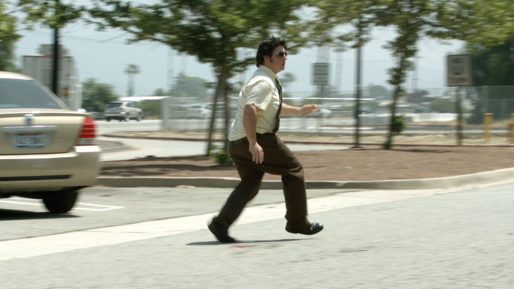 Jeff Sloniker as Dan